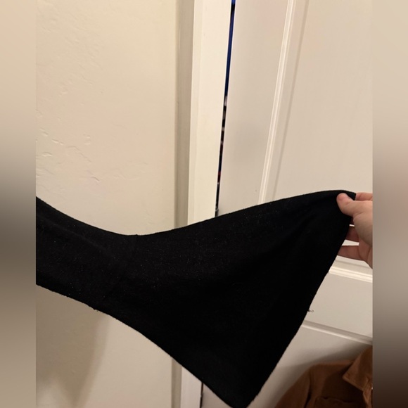 Vince Camuto Black Shimmer Bell Sleeve Top - Picture 6 of 7